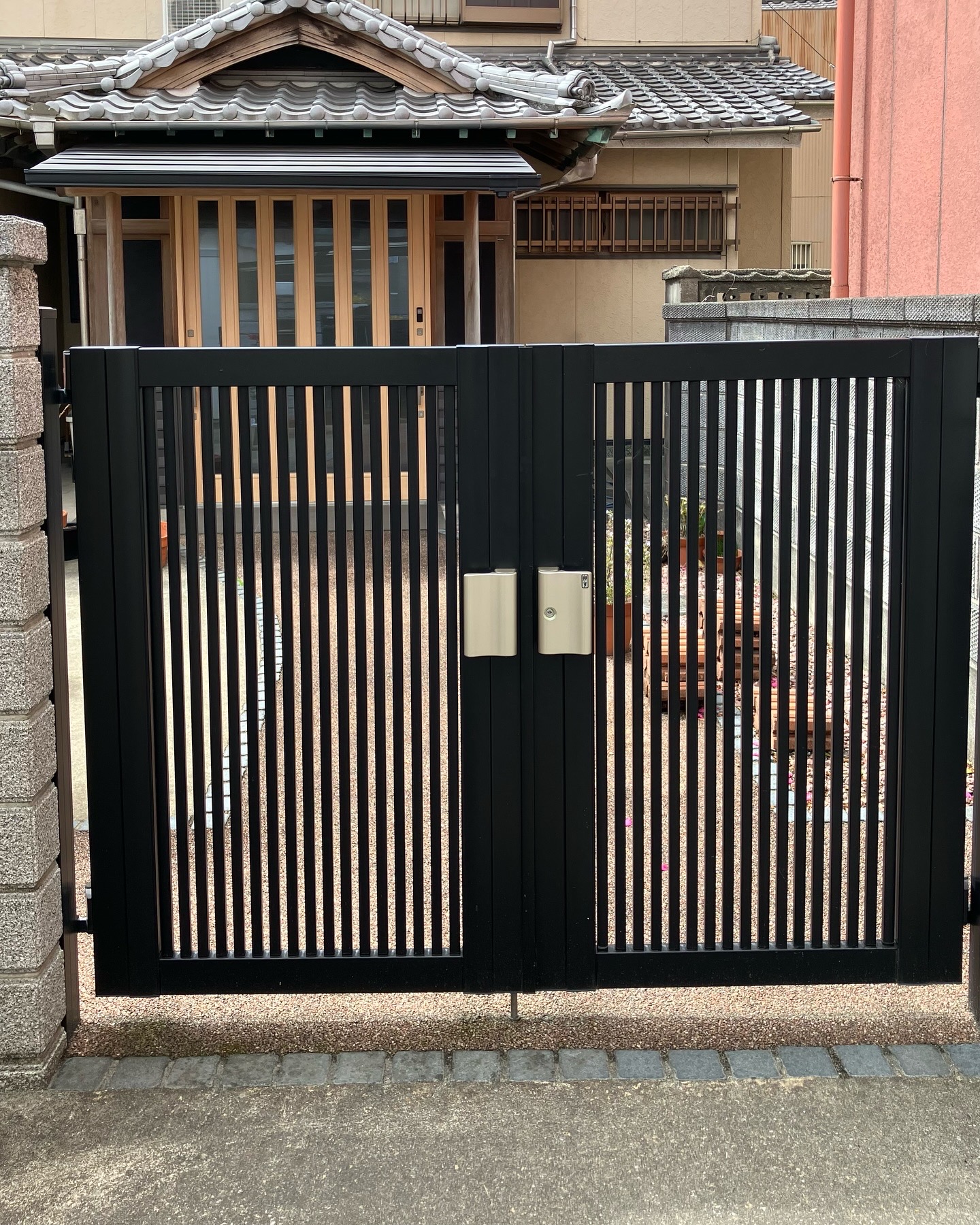 半田市 T様邸 門扉錠交換工事🔑 アイキャッチ画像