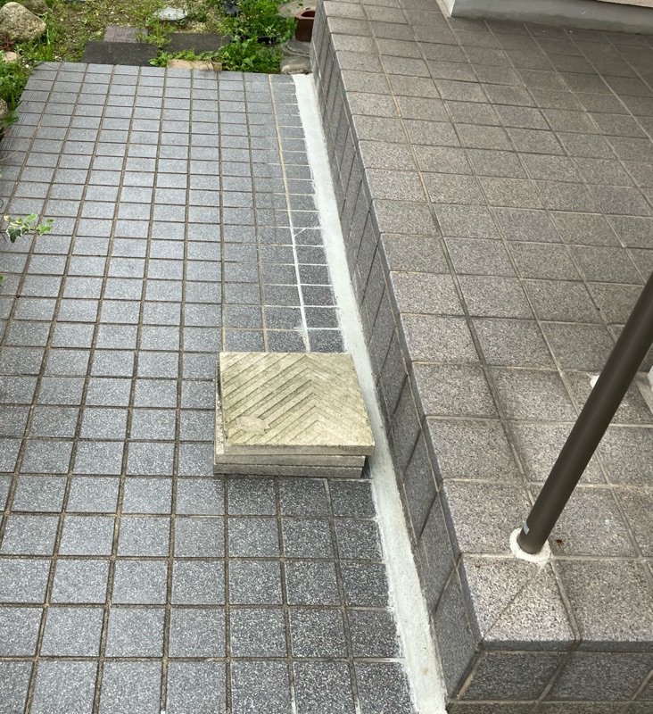 半田市 H様邸 玄関ポーチ補修⛏️ 画像