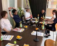 社内セミナー開催🧘 腸活の仕方や、デスクワークの頭痛•肩こり改善 アイキャッチ画像