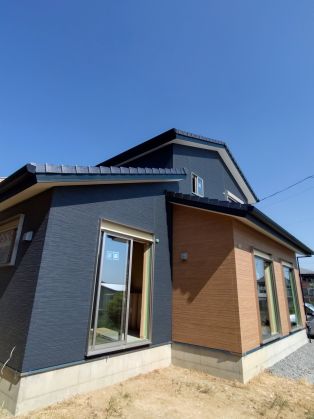 東海市 H様邸 新築一軒家🏡🥰🎞️ 〜足場が解体されました〜 アイキャッチ画像